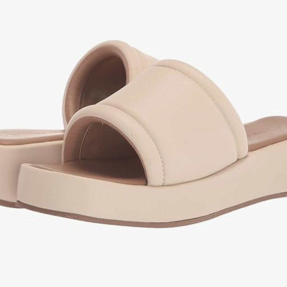 Kenneth Cole | Andreanna Flatform Sandal in Bianca PU, Size: 5